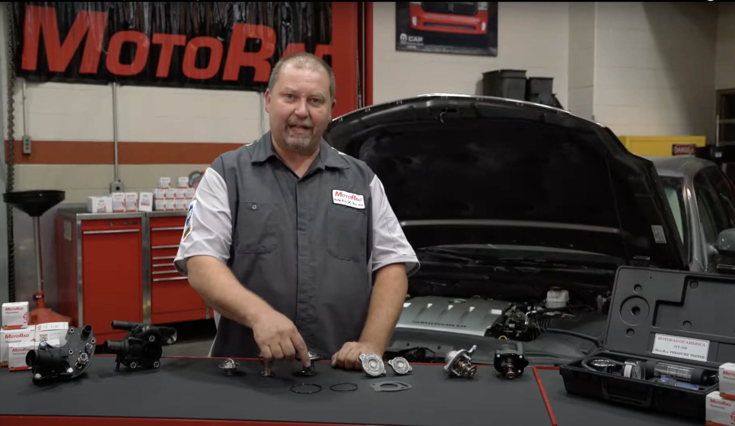 How to Test and Replace a Faulty Thermostat in Your Car’s Engine